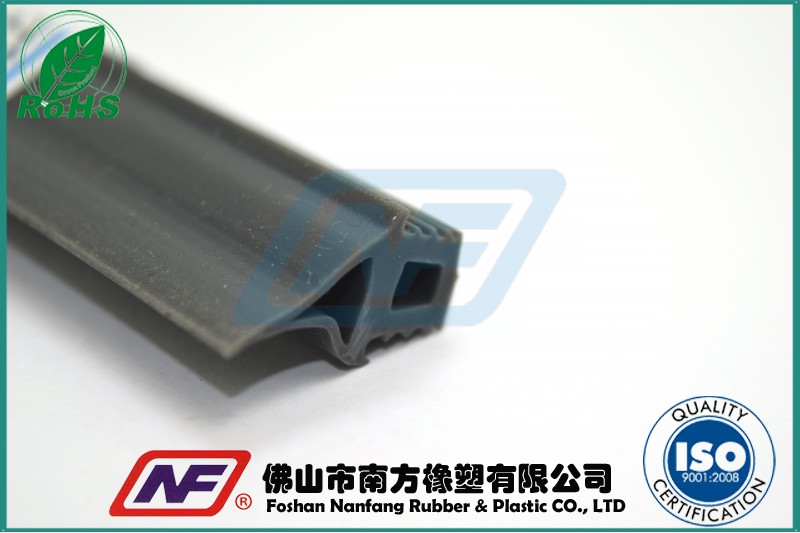 我囯的橡膠工業(yè)形勢(shì)逐漸回暖！